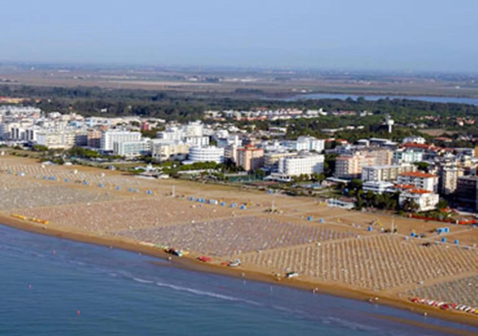 Spacious And Bright Flat With Swimming Pool - Beahost Bibione Apartment