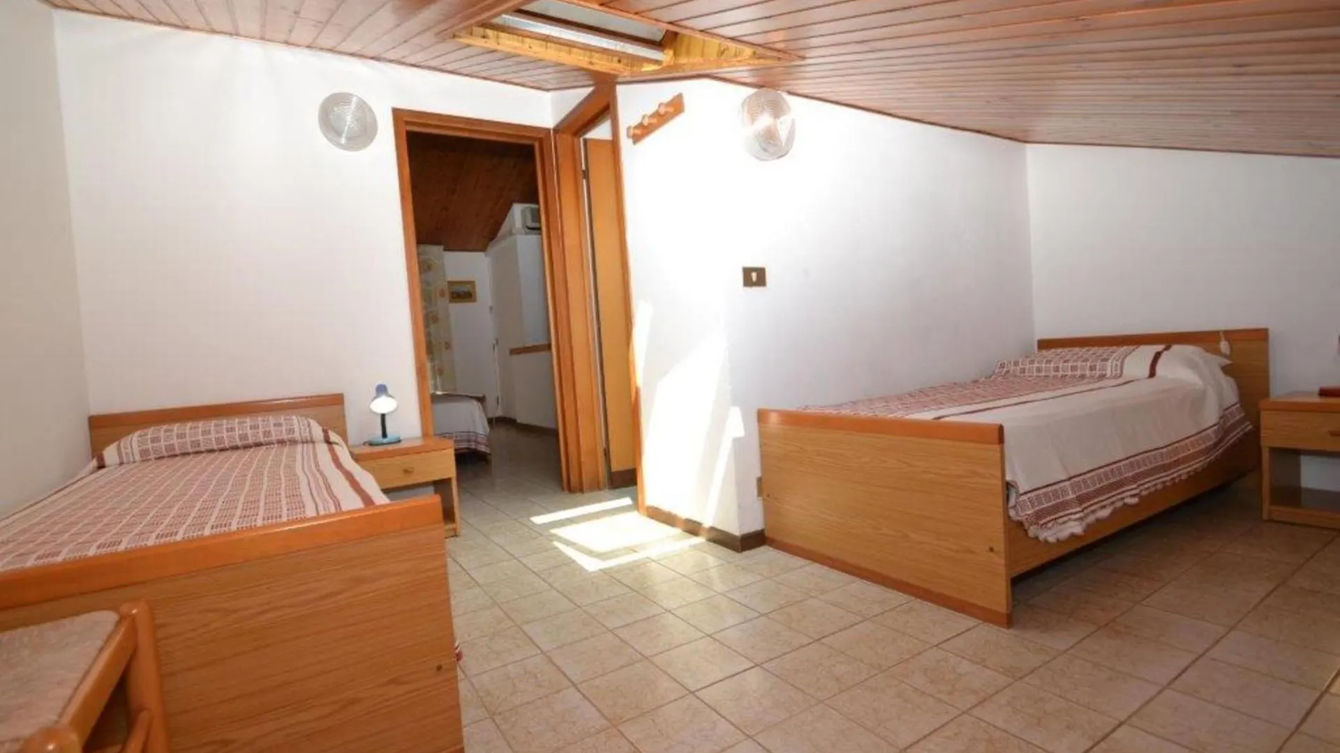 Spacious And Bright Flat With Swimming Pool - Beahost Bibione 0*,  Italy