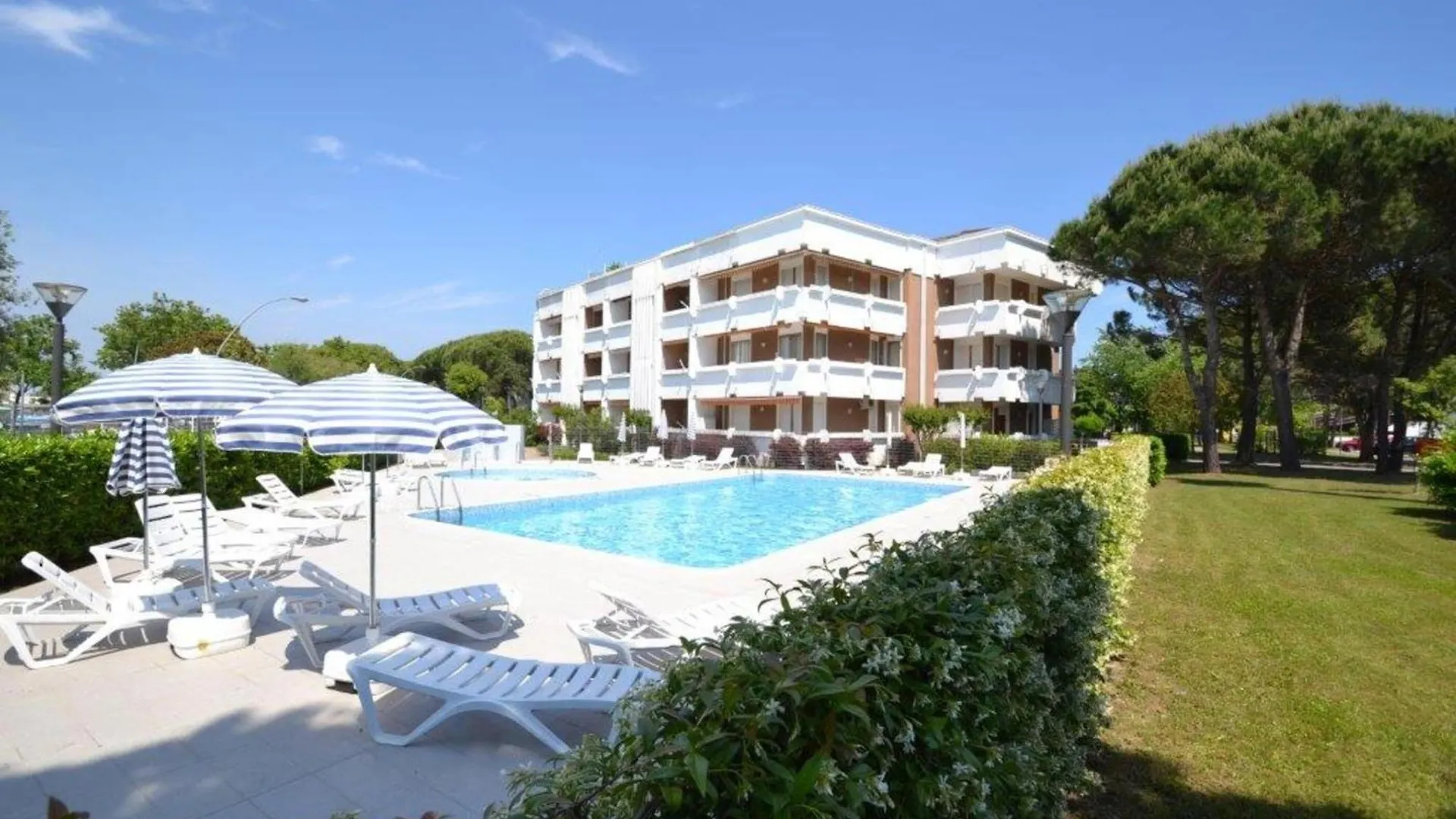 Spacious And Bright Flat With Swimming Pool - Beahost Bibione
