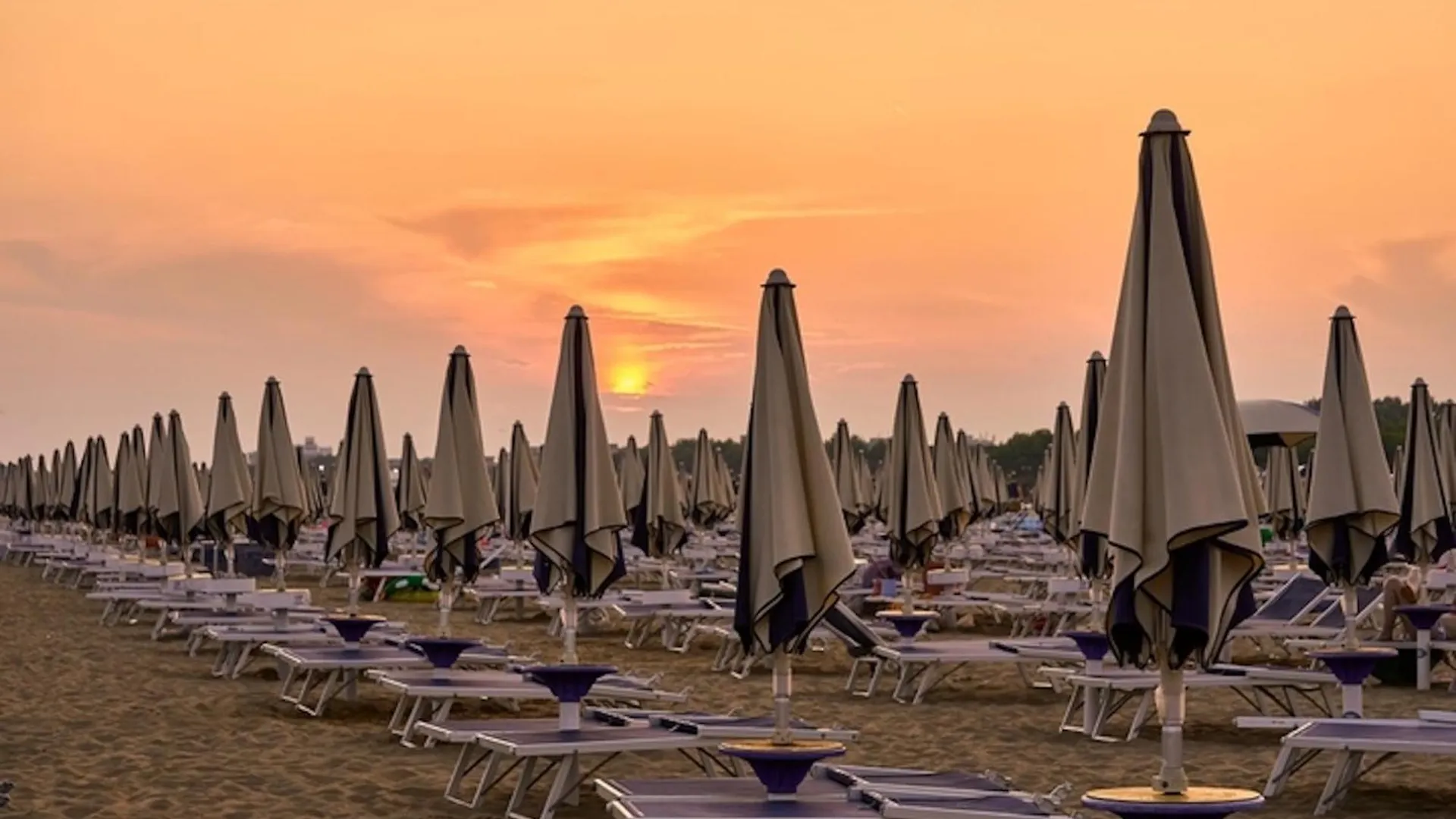 Spacious And Bright Flat With Swimming Pool - Beahost Bibione 0*,