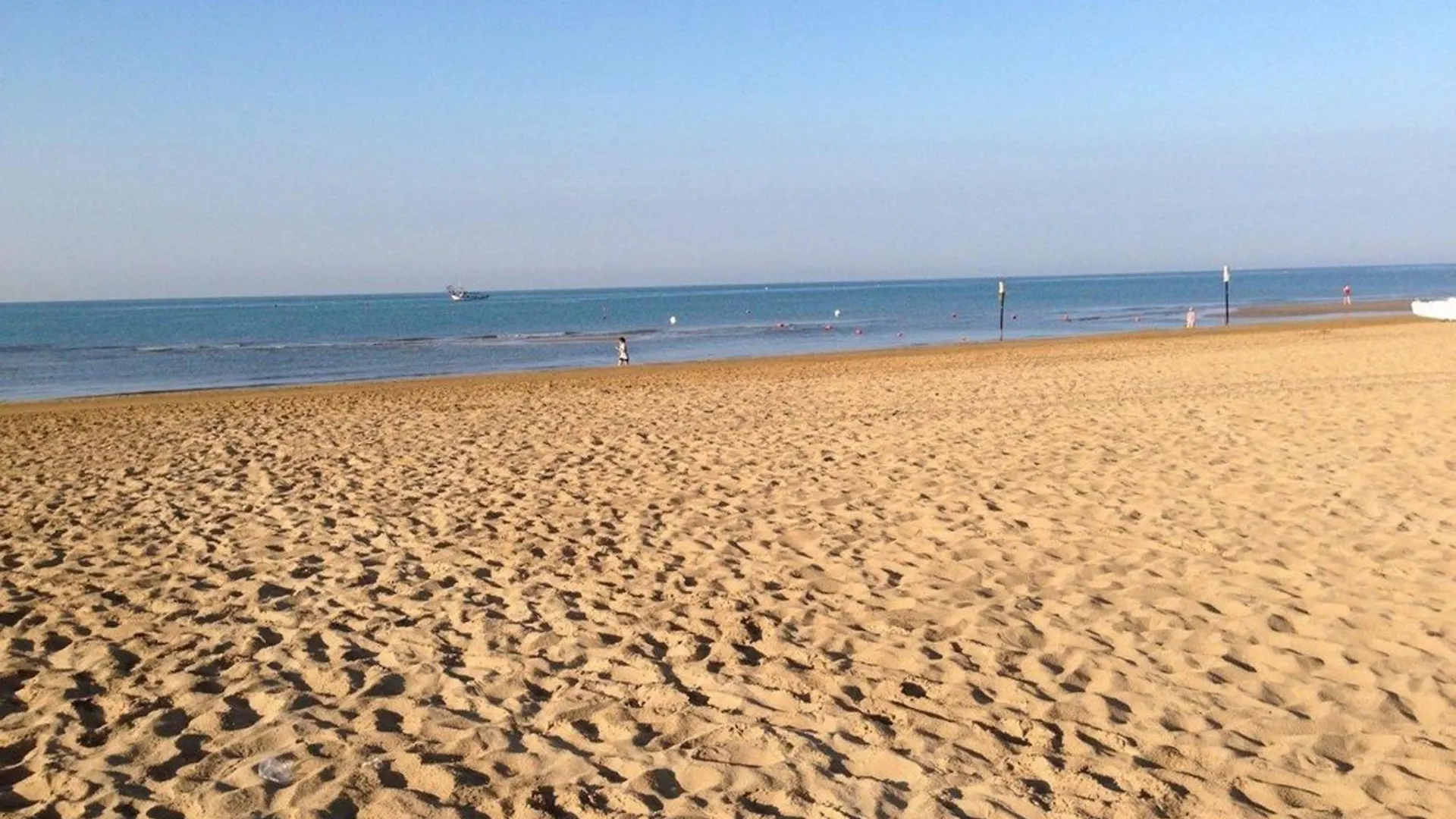 Spacious And Bright Flat With Swimming Pool - Beahost Bibione Apartment